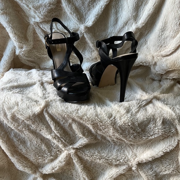 Guess Platforms - Picture 2 of 2